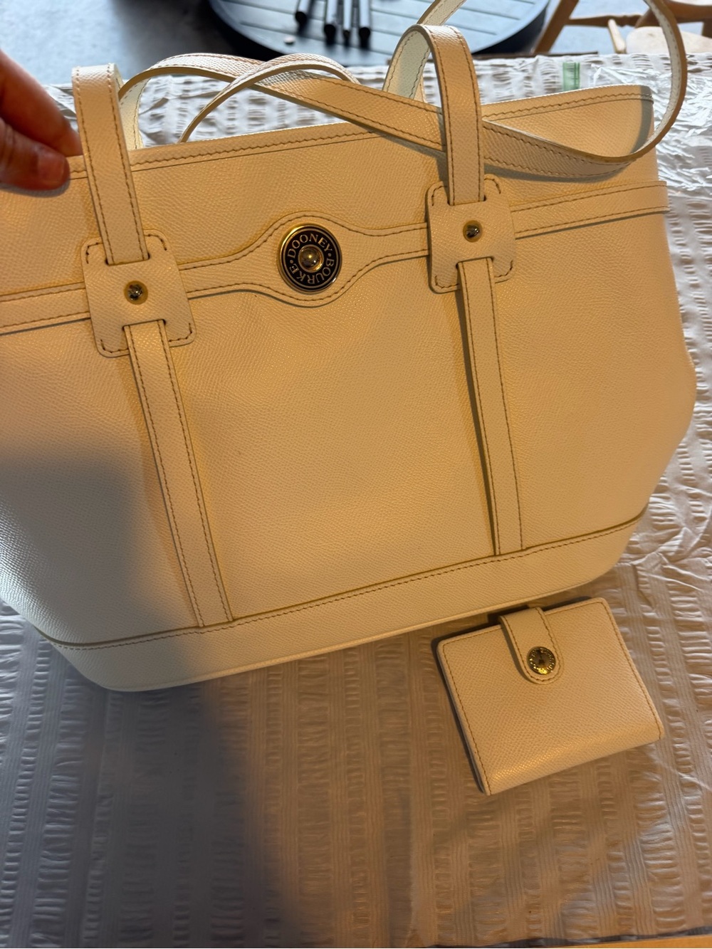 Dooney & Bourke white Pebble Leather Tote with Matching Wallet summer classic